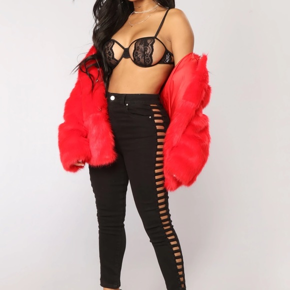 Fashion Nova jeans - Picture 2 of 6